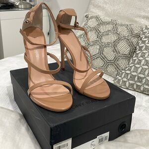 TONY BIANCO Atkins Heel in Skin Capretto
Color: Skin Capretto